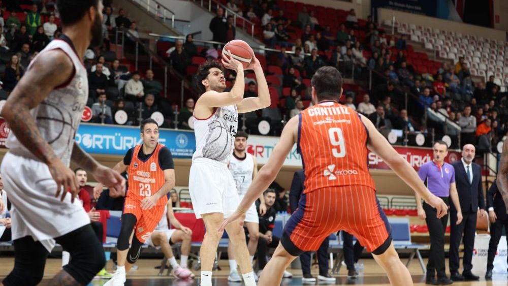 Gaziantep Basketbol'a nazar değdi